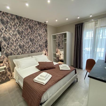 Liberty Lodge โตรเปอา ภายนอก รูปภาพ