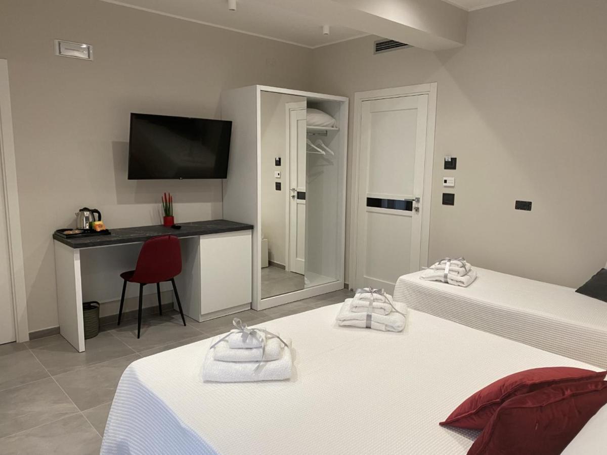 Liberty Lodge โตรเปอา ภายนอก รูปภาพ