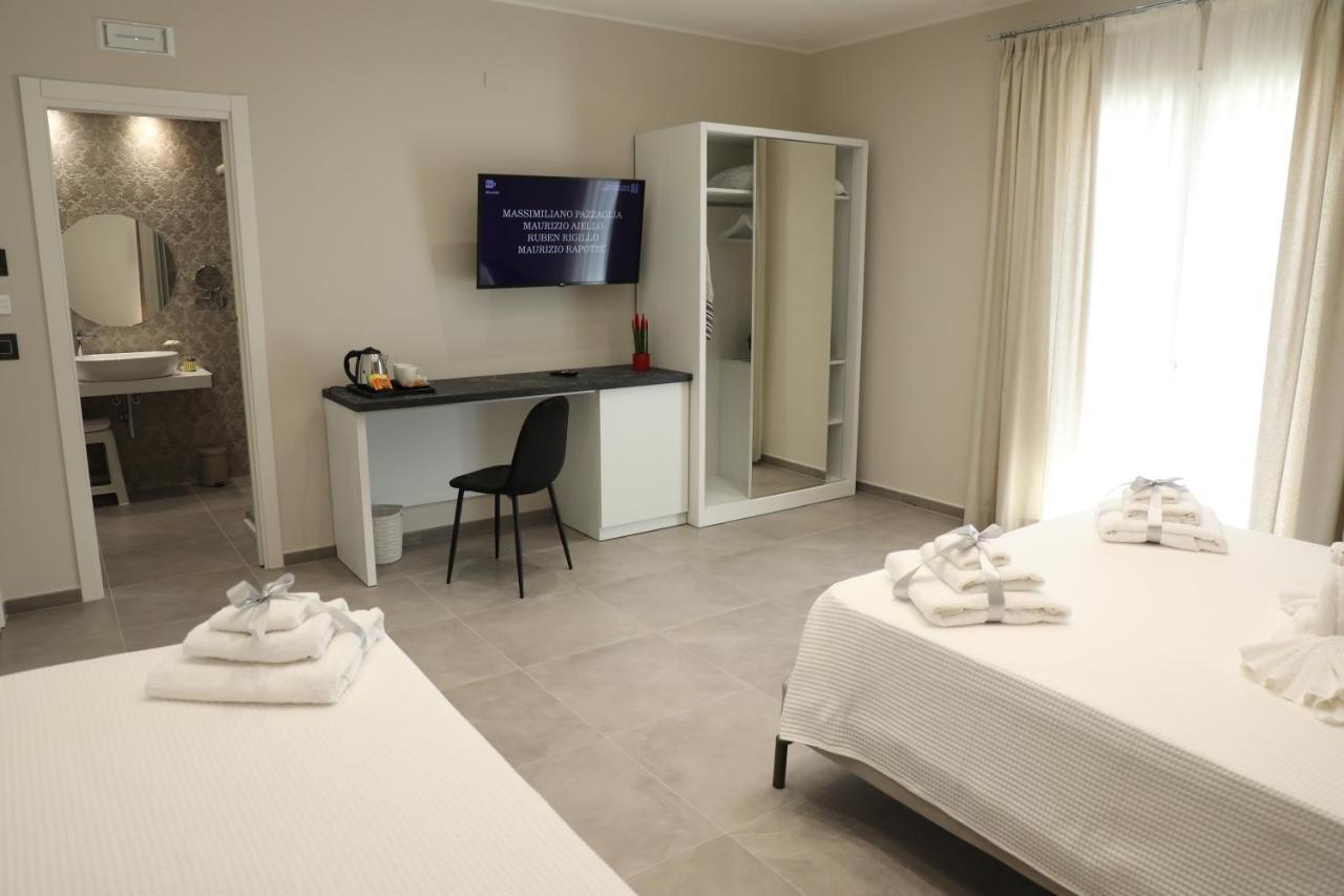 Liberty Lodge โตรเปอา ภายนอก รูปภาพ